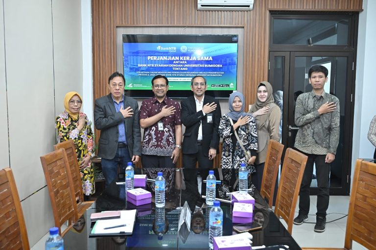 Bank NTB Syariah dan Universitas Bumigora resmi menjalin kerja sama digitalisasi pengelolaan keuangan pendidikan melalui layanan Virtual Account, CMS Corporate, dan Host to Host guna meningkatkan efisiensi pembayaran UKT dan SPP di NTB.